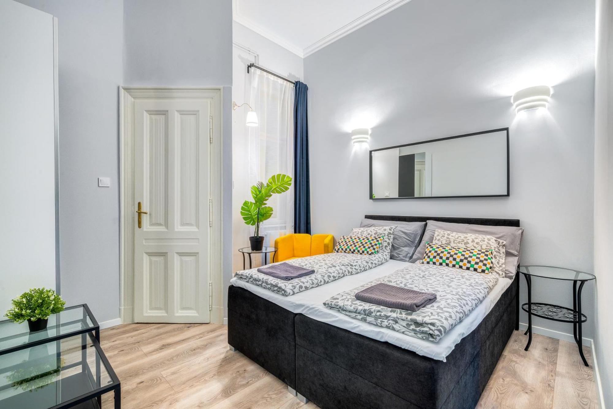 Synagogue 1 Bedroom S161 Lejlighed *